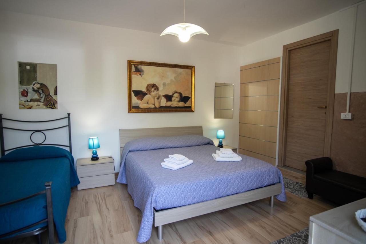 Royal Rooms Terracina Eksteriør bilde