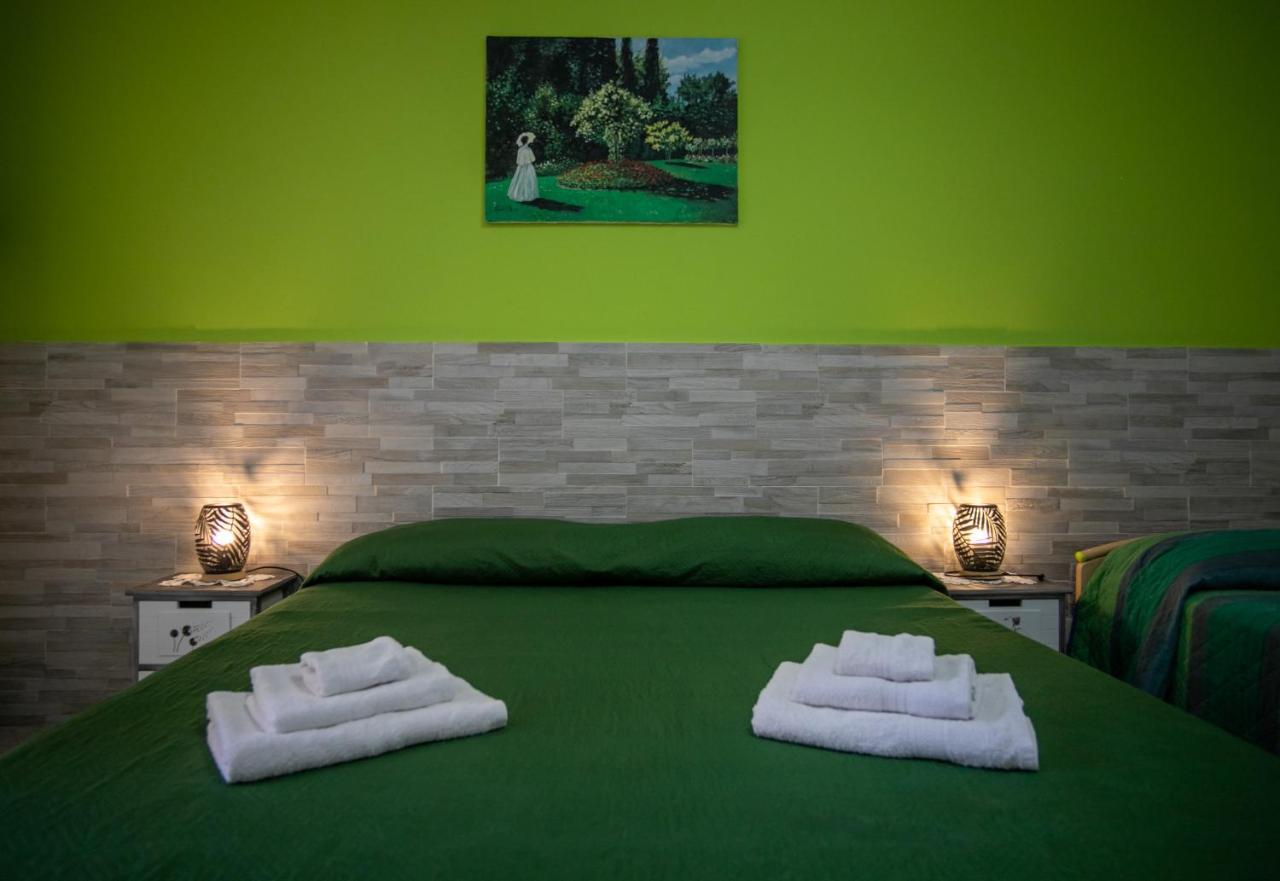 Royal Rooms Terracina Eksteriør bilde