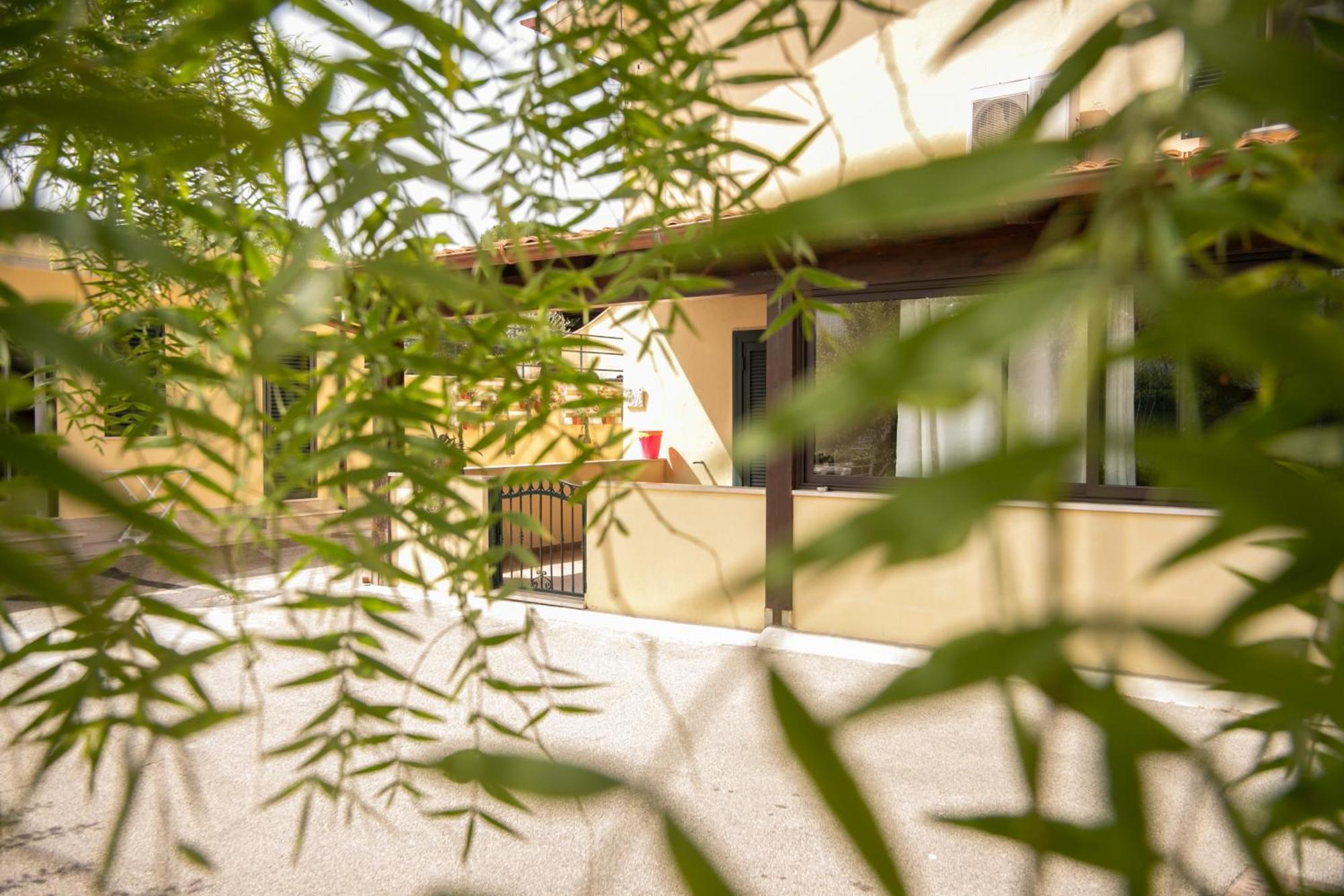 Royal Rooms Terracina Eksteriør bilde