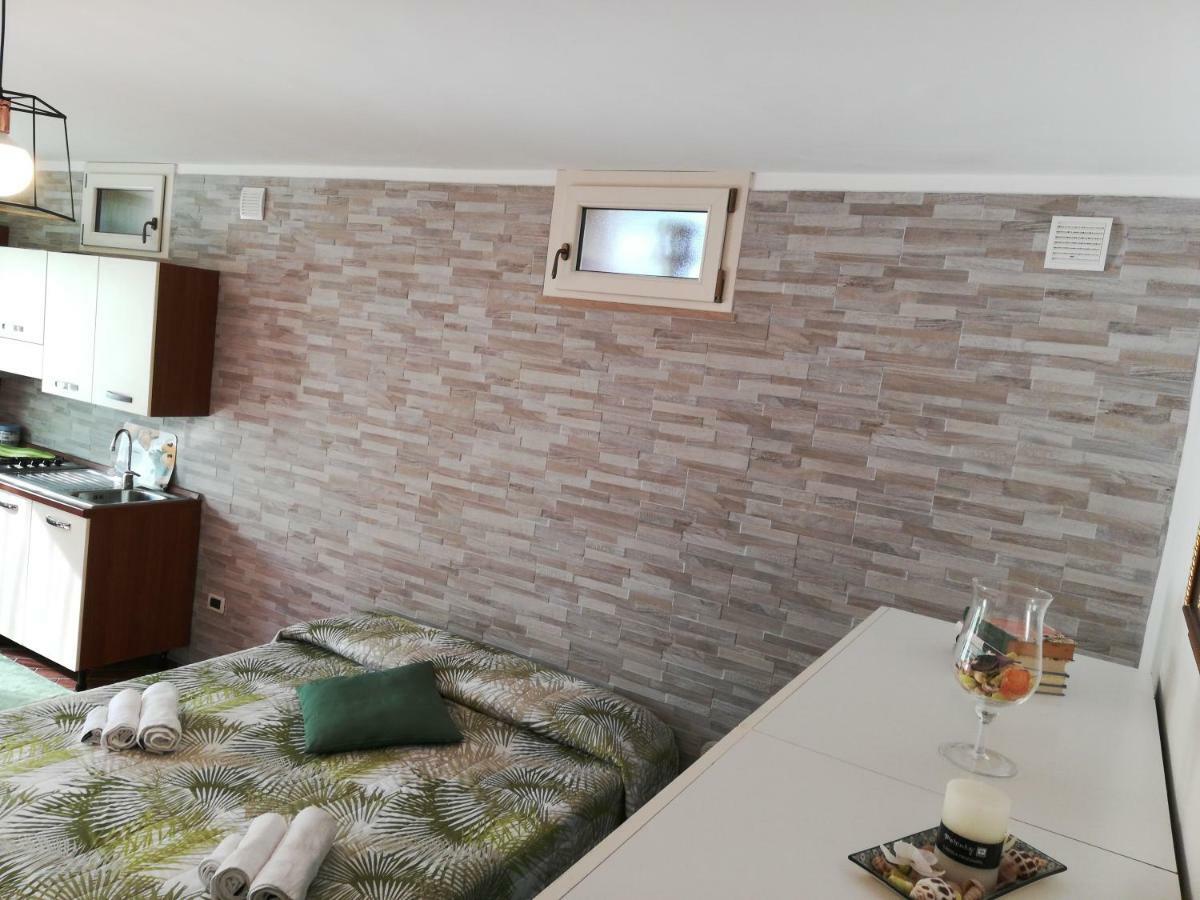 Royal Rooms Terracina Eksteriør bilde